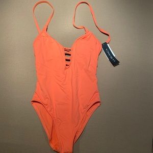 NWT La Blanca one piece Swimsuit